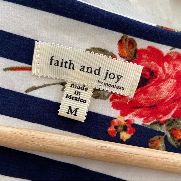 FAITH & JOY BY MONTEAU NAVY/WHITE STRIPED WITH RED FLORAL VNECK TIE TOP, MED - Picture 9 of 10